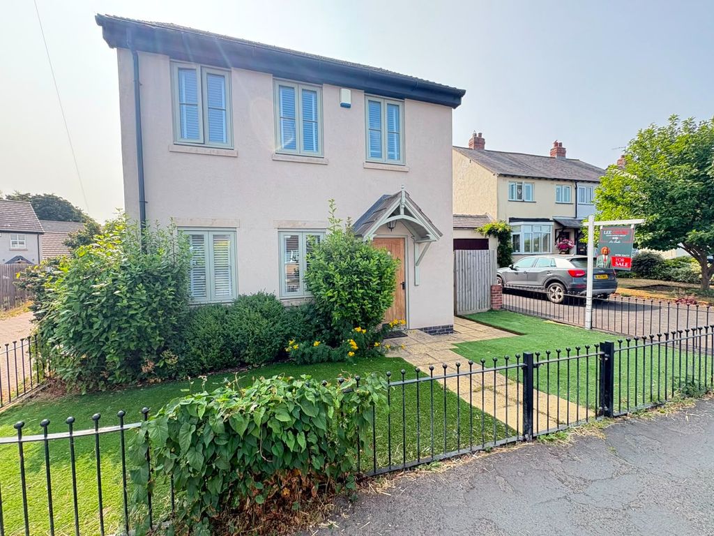 Property photo 2 of 36