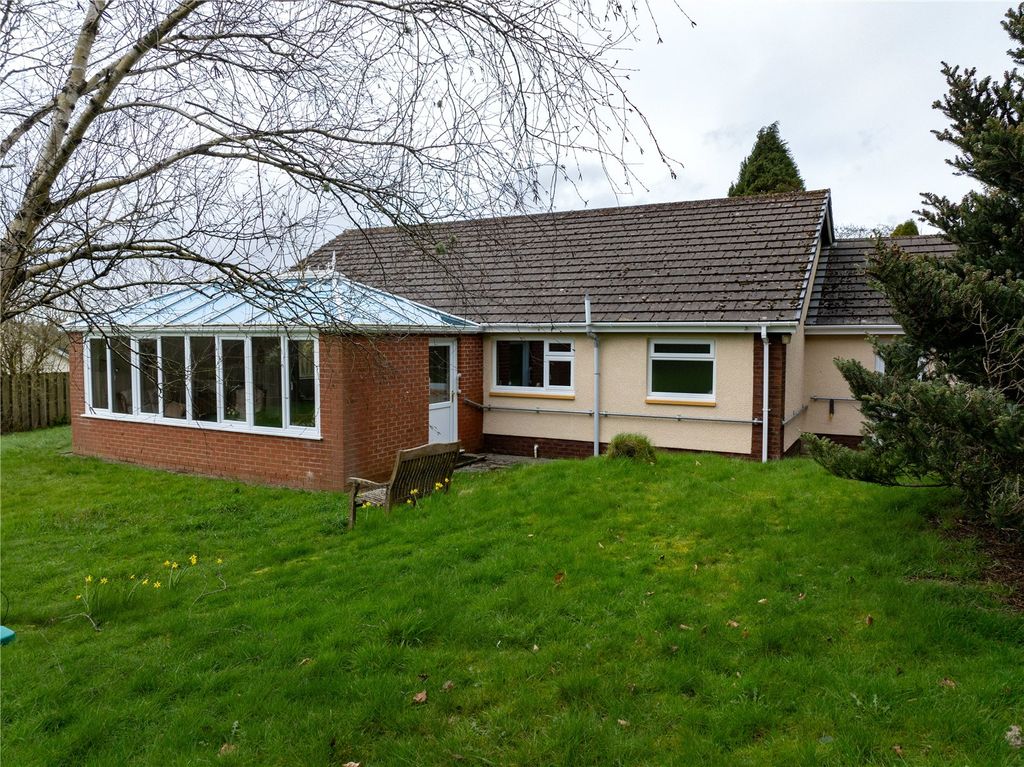 Property photo 3 of 22 Picture No. 09