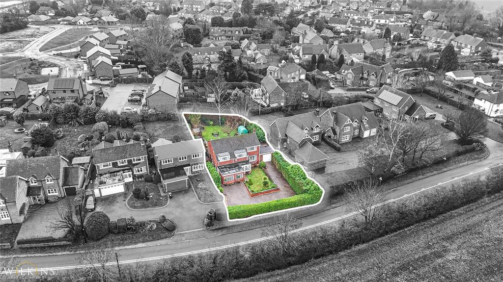 Property photo 2 of 47 Picture No. 45