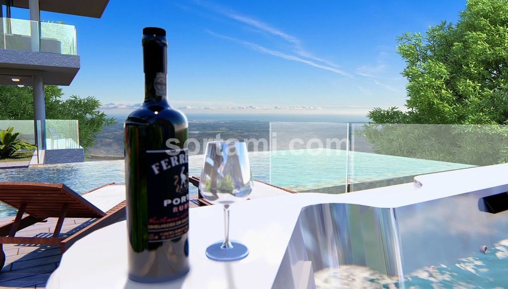 Property photo 3 of 4