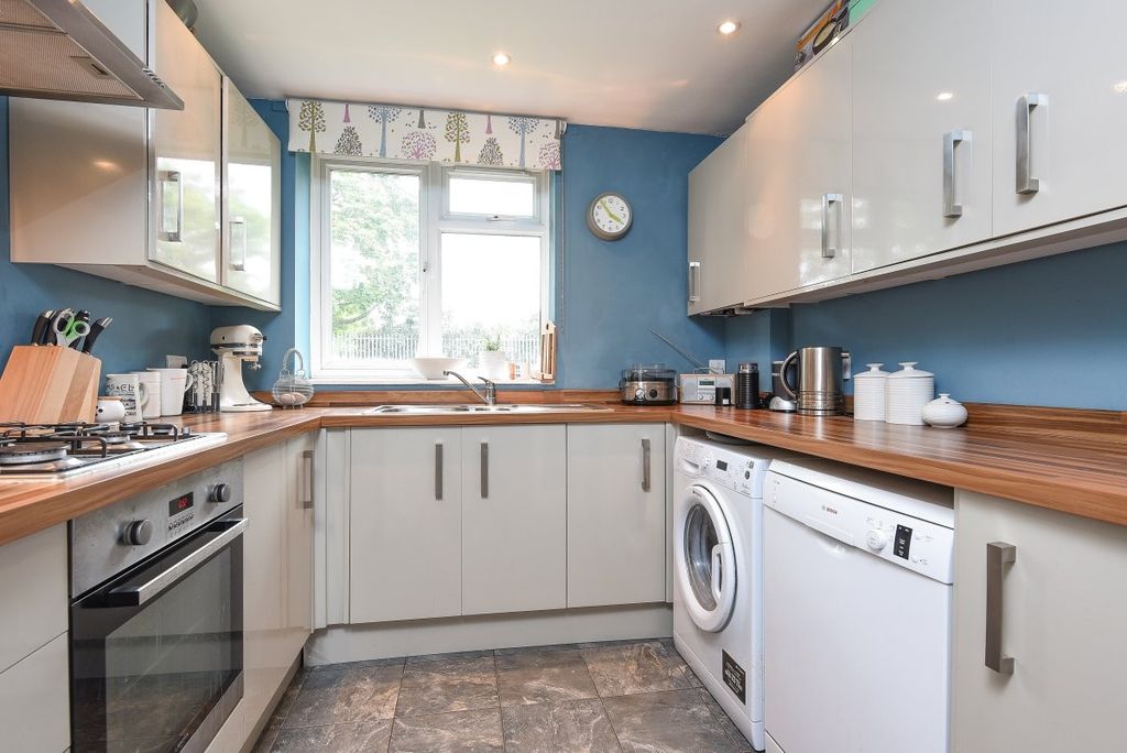 Property photo 2 of 7 207664 (2)