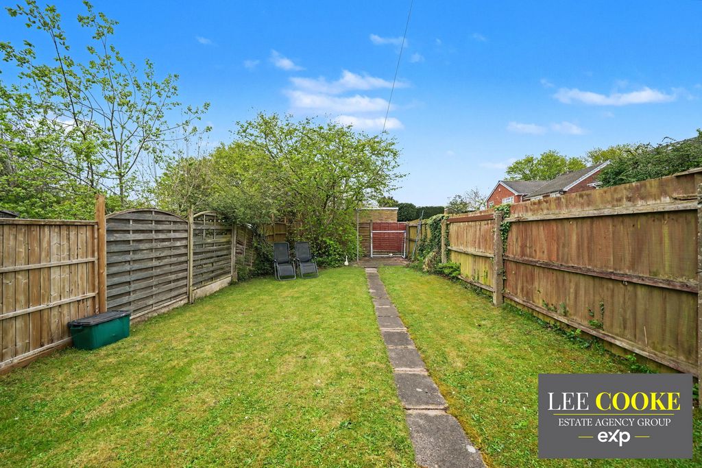 Property photo 3 of 24