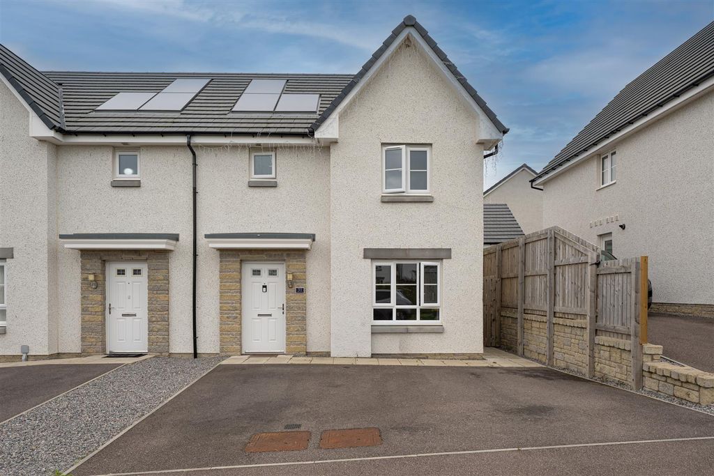Property photo 1 of 12 Front 31 Macdonnell Road.Jpg