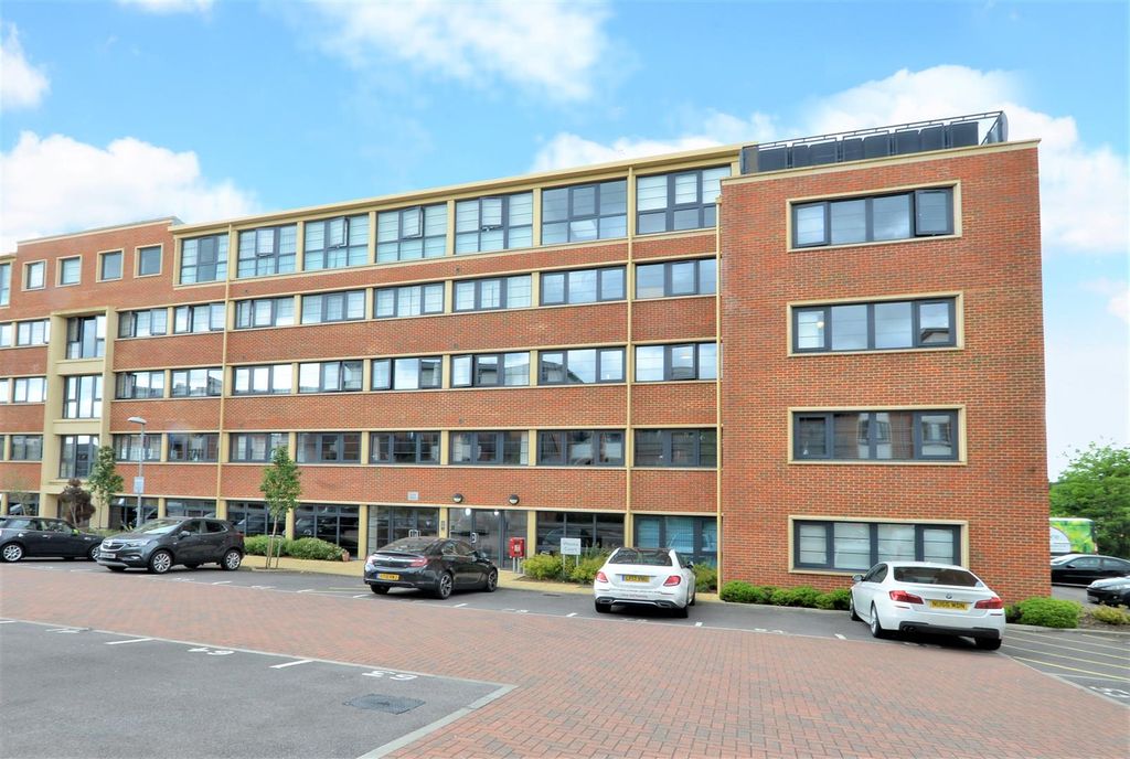 Property photo 1 of 13