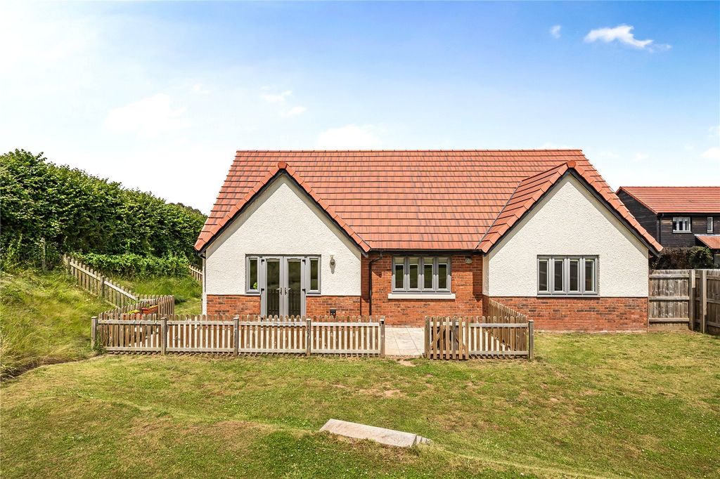 Property photo 1 of 17 Picture No. 27