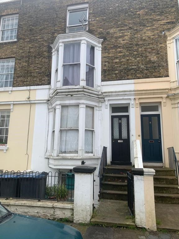 Property photo 1 of 8