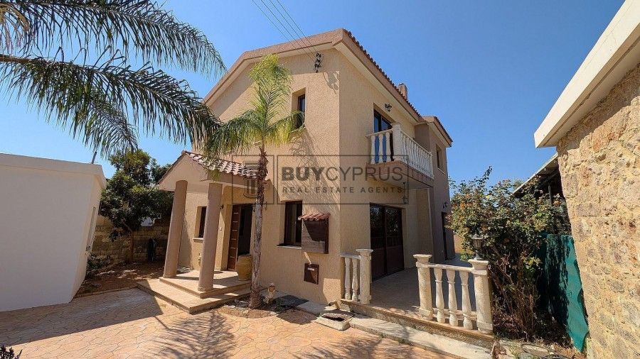 Property photo 1 of 39