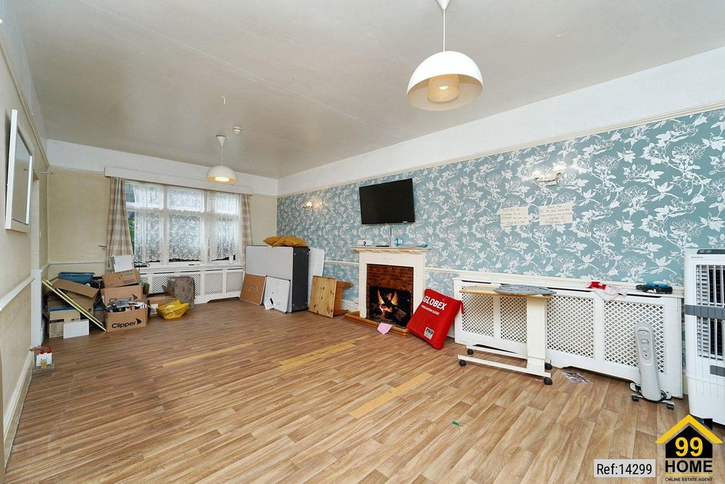 Property photo 3 of 16 Photo 2