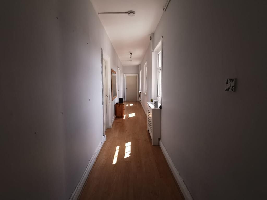 Property photo 3 of 27