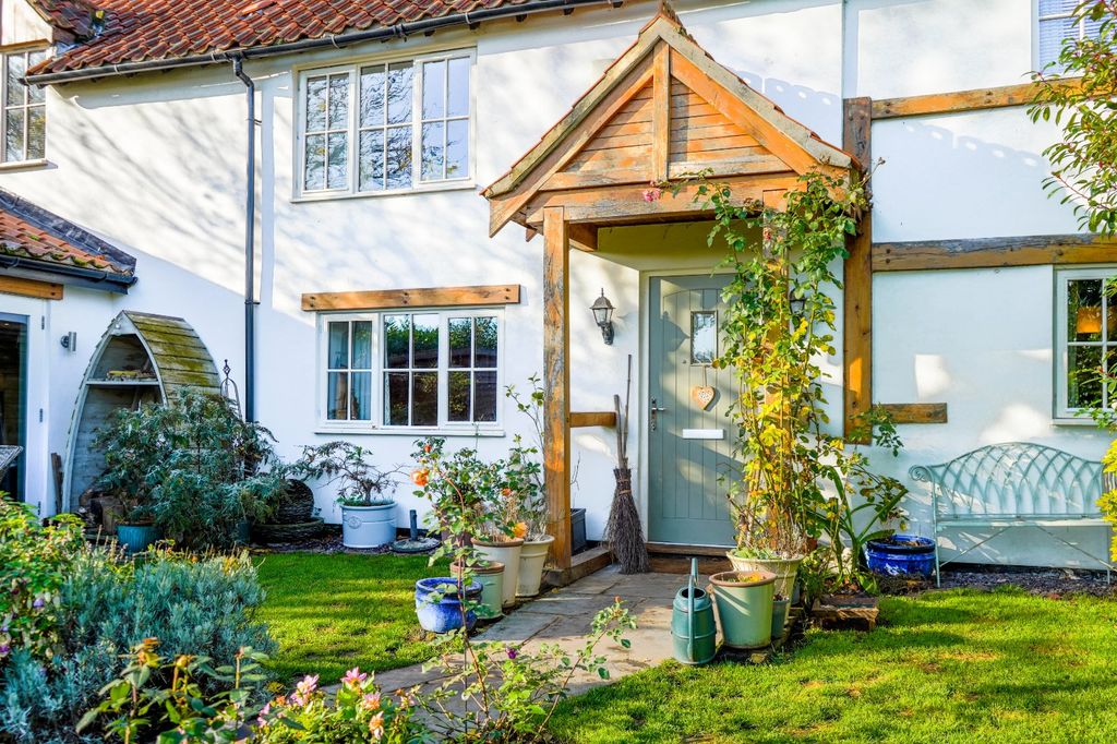 Property photo 3 of 19 Picture No. 04