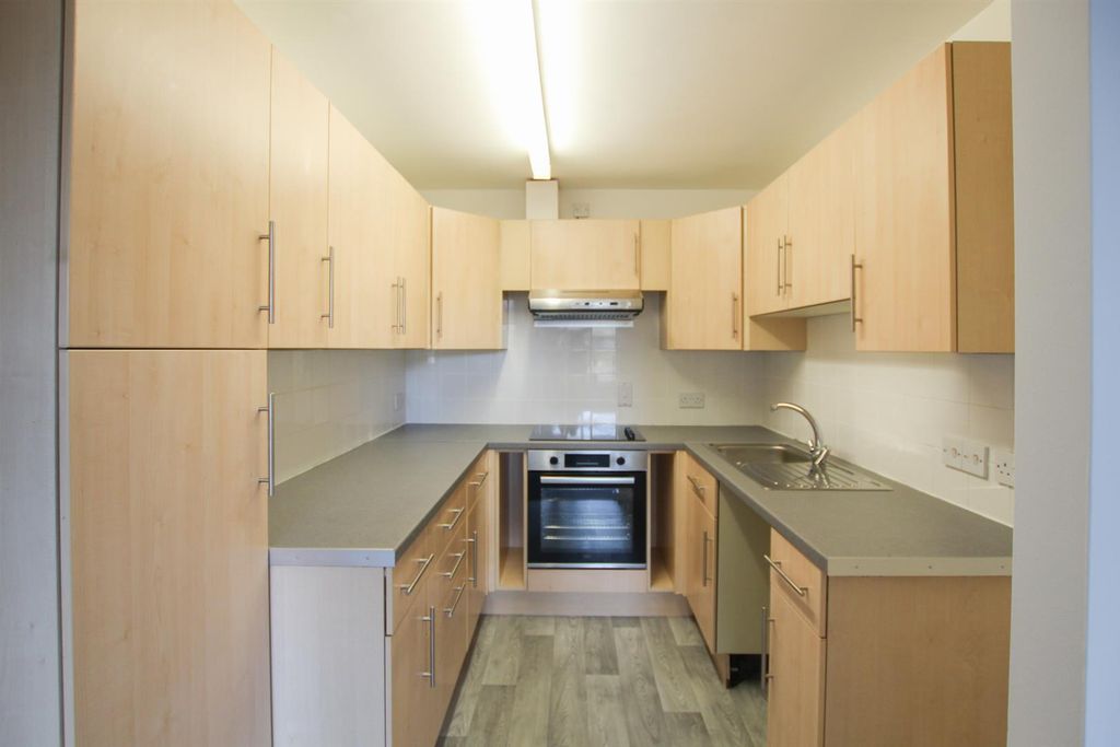 Property photo 2 of 6 Img_8630.Jpg