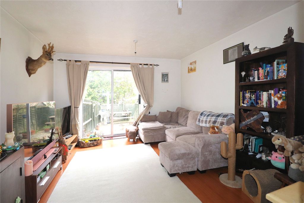 Property photo 3 of 9 Picture No. 02