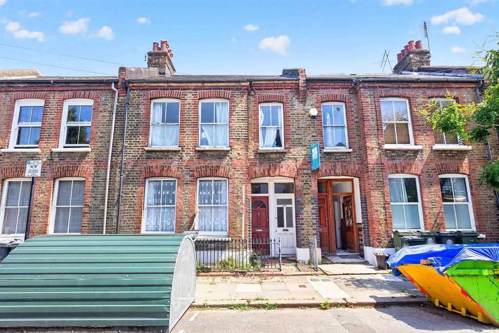Property photo 1 of 13