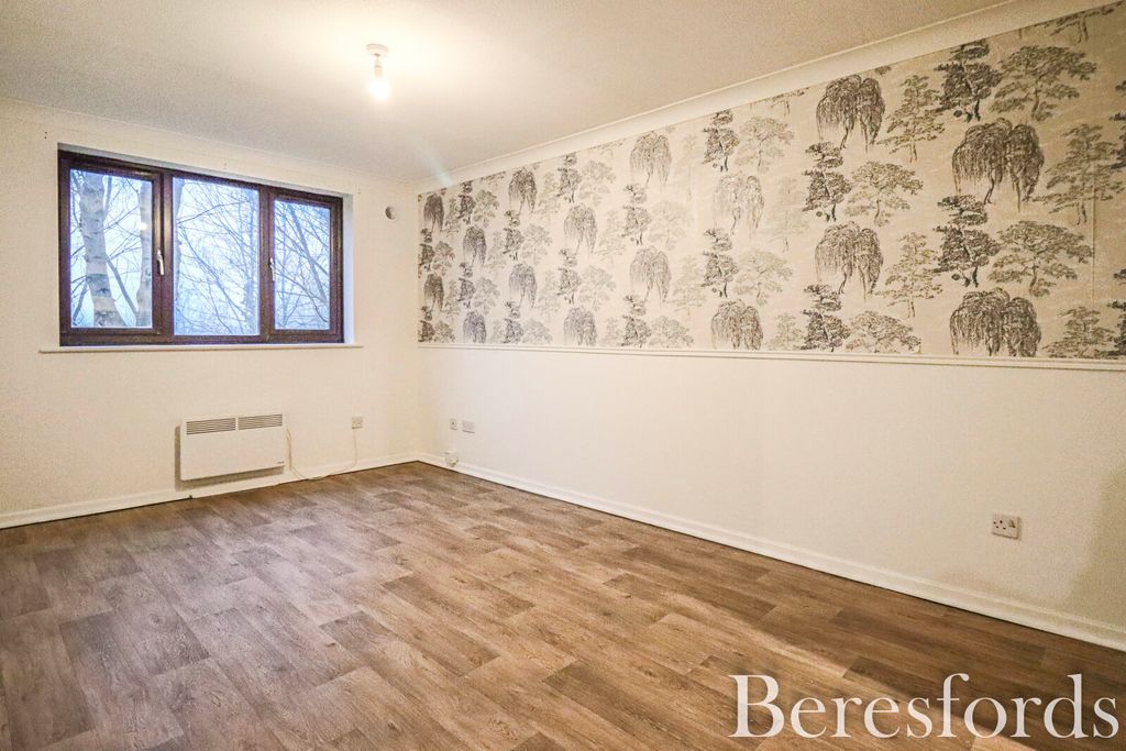 Property photo 2 of 6 Picture No. 02