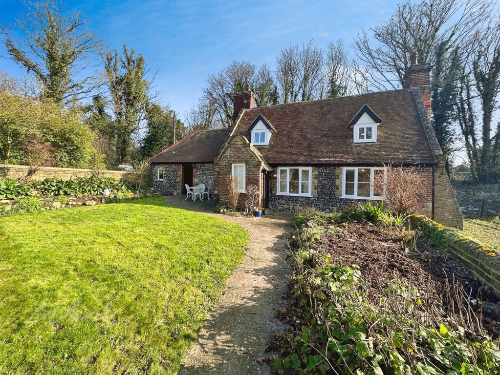 Property photo 1 of 9 Cottage Main