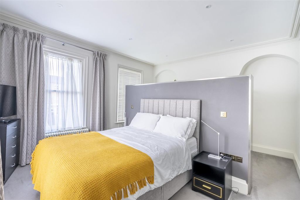 Additional image 9 of 2 bed town house to rentMount Vale, York YO24