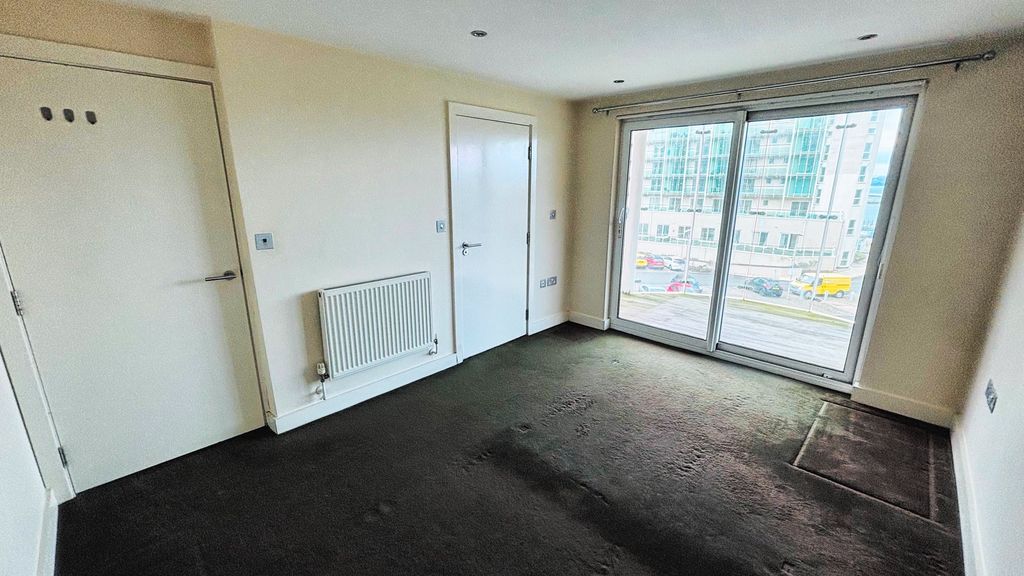 Additional image 8 of 2 bed flat for saleAtlantic House, 1 Ayton Drive, Portland, Dorset DT5