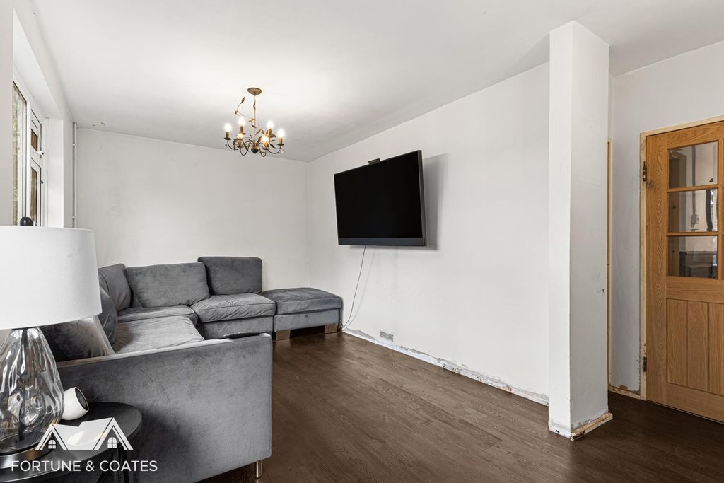 Property photo 3 of 21 Pittmansfield_14.Jpg
