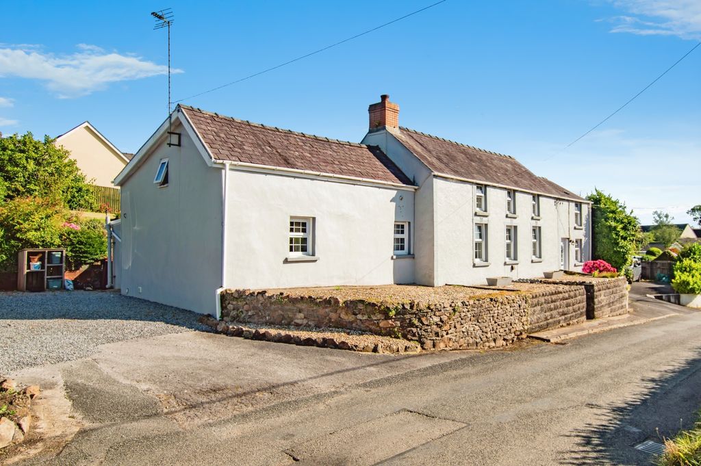 Property photo 1 of 17 Photography