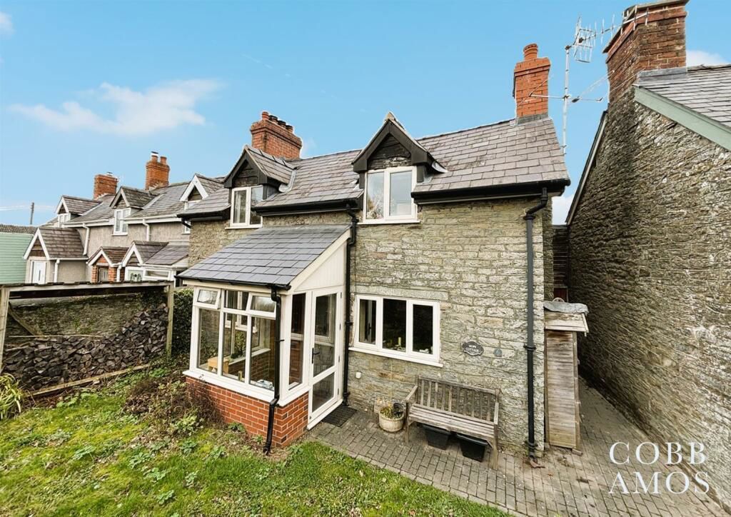 Property photo 1 of 16