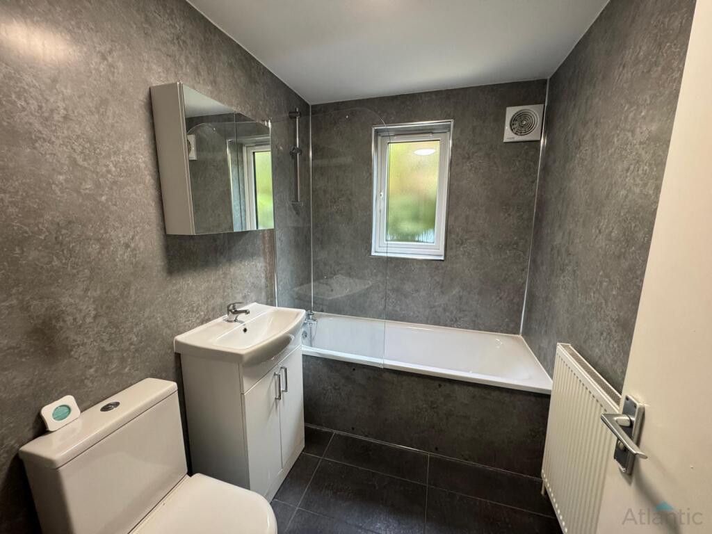 Property photo 3 of 3