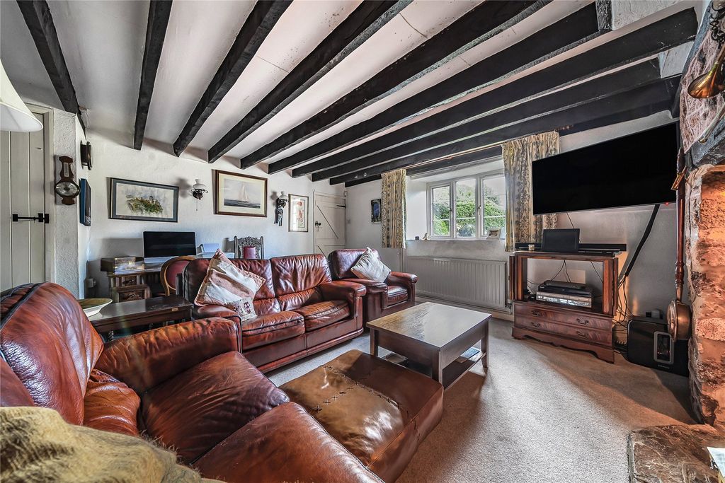 Property photo 3 of 12 Living Room