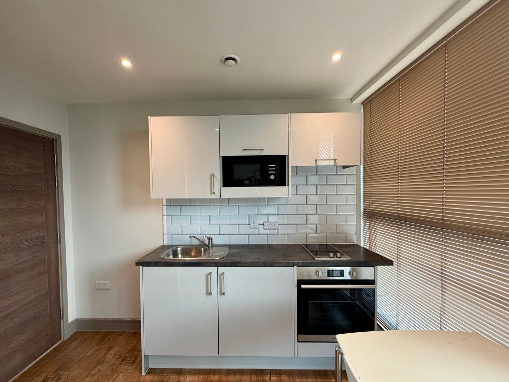 Property photo 2 of 13 Kitchen