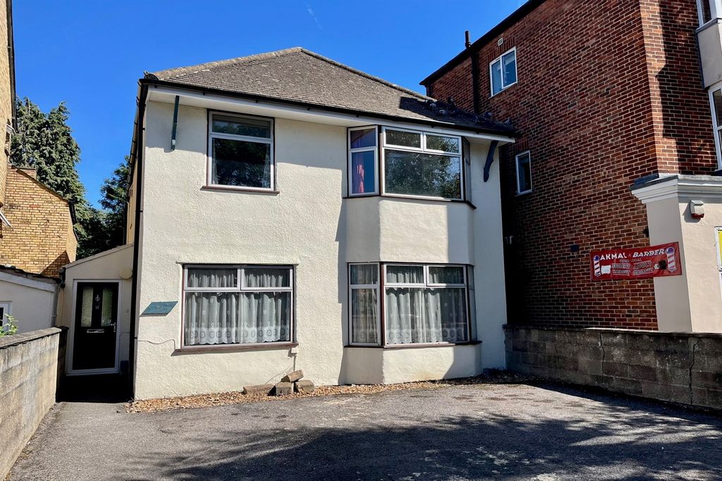 Property photo 1 of 14 (Main)