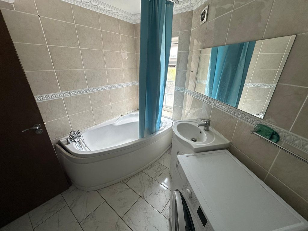 Property photo 2 of 2 Photo 2