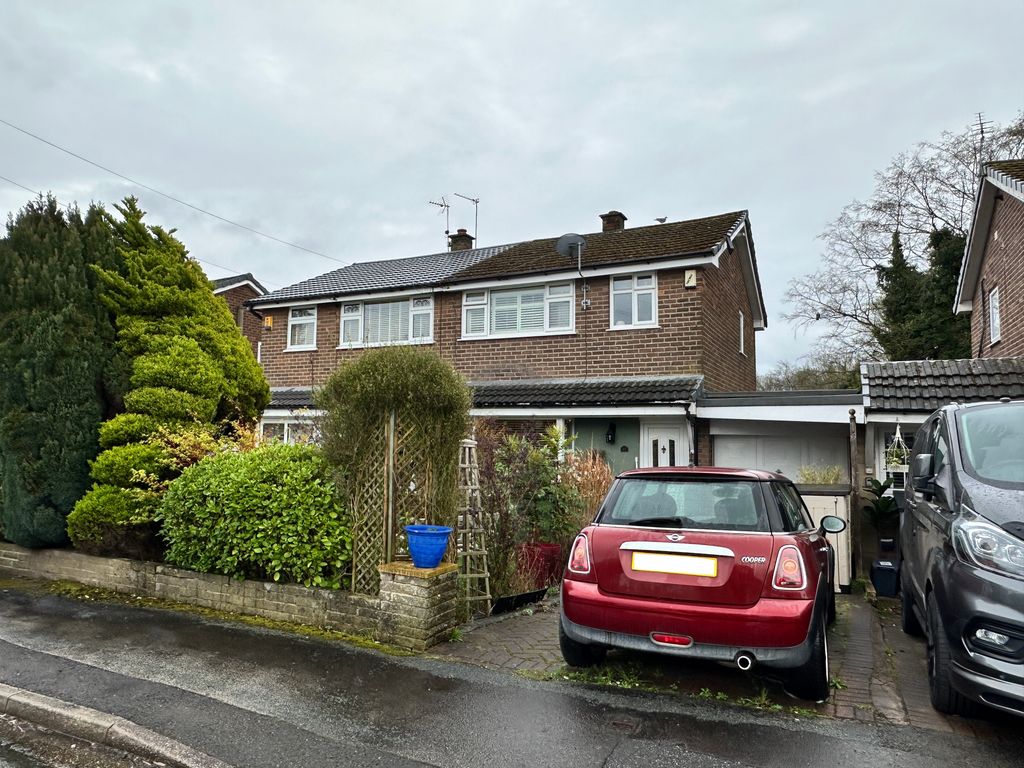 Property photo 1 of 16 1. Front.Jpg