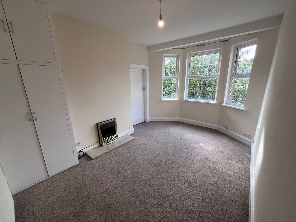 Property photo 2 of 7 Lounge