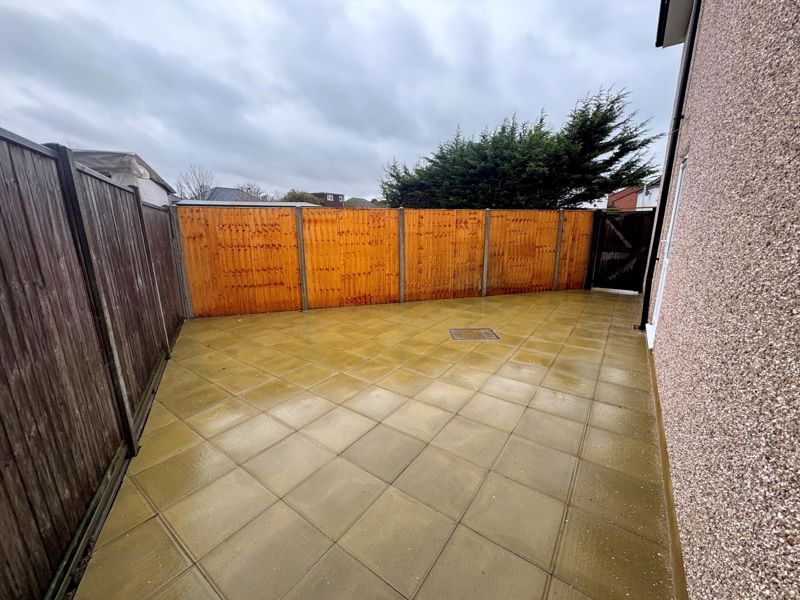 Property photo 3 of 8 Photo 1