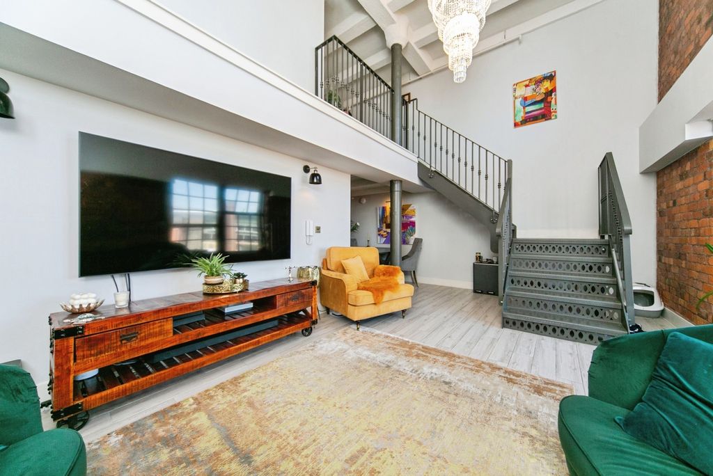 Property photo 3 of 22 Photo