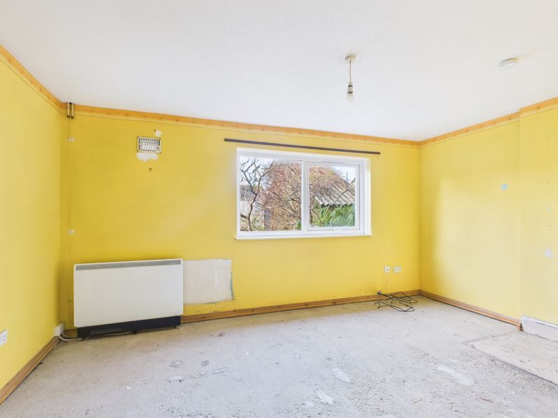 Property photo 2 of 10 Living Room