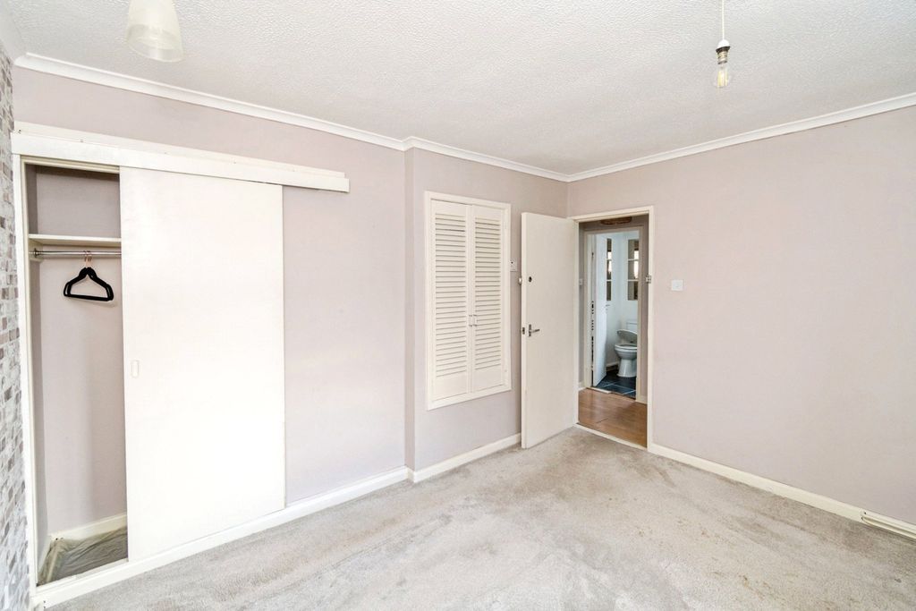 Property photo 2 of 12 Pbox-Img.Jpg