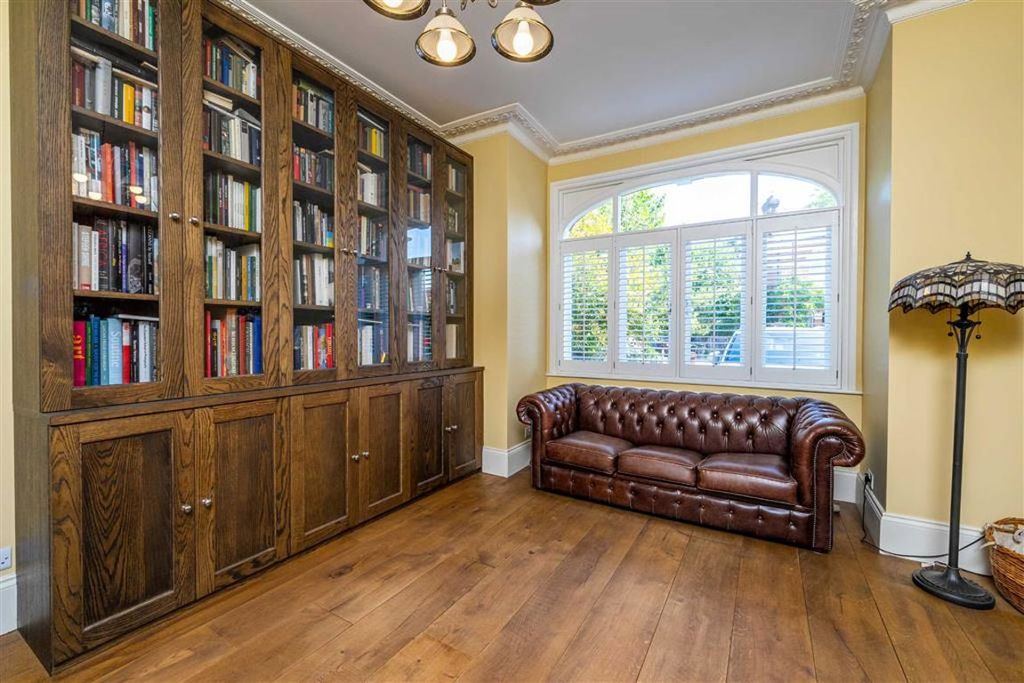 Property photo 2 of 5