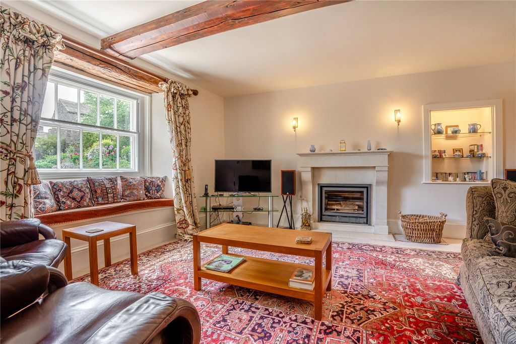 Property photo 3 of 34 Family Room