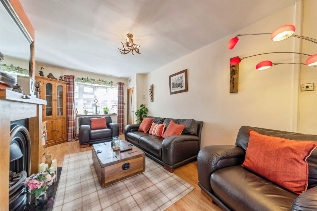 Property photo 2 of 17