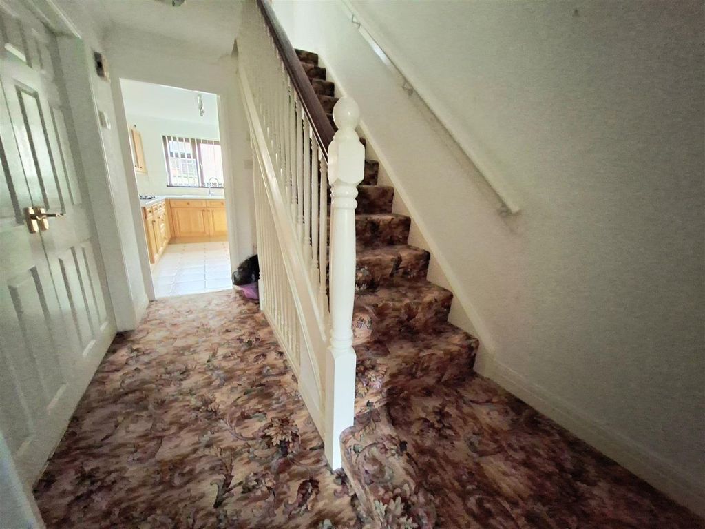 Property photo 3 of 22 20251126_105730.Jpg