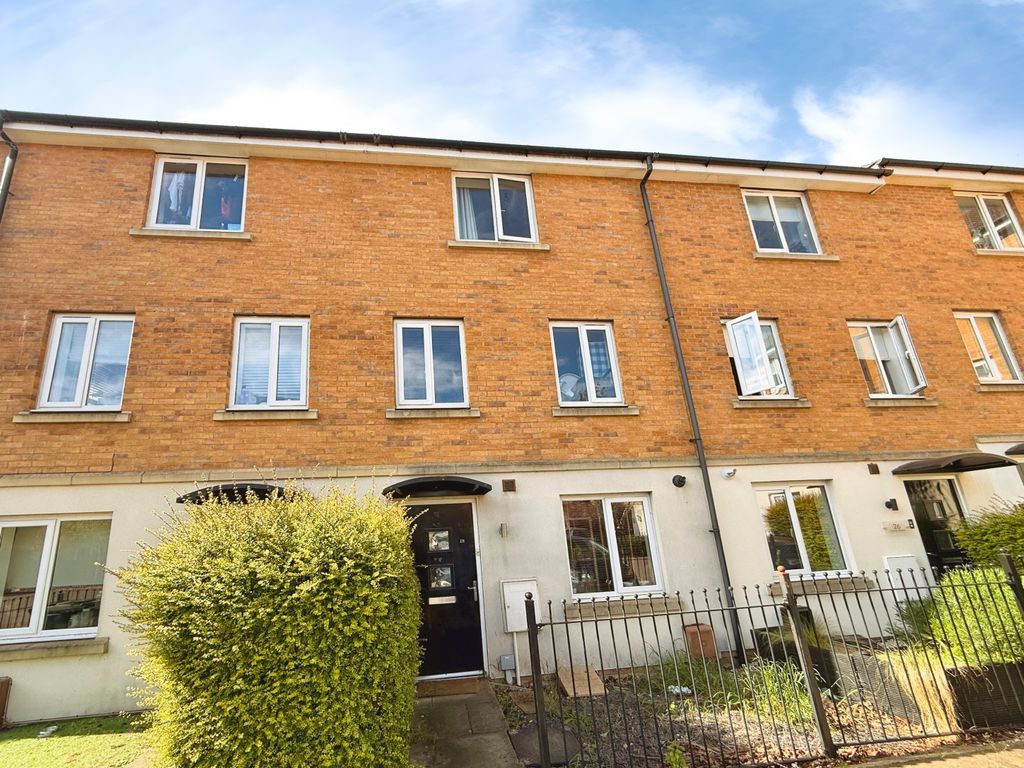 Property photo 1 of 13 Front