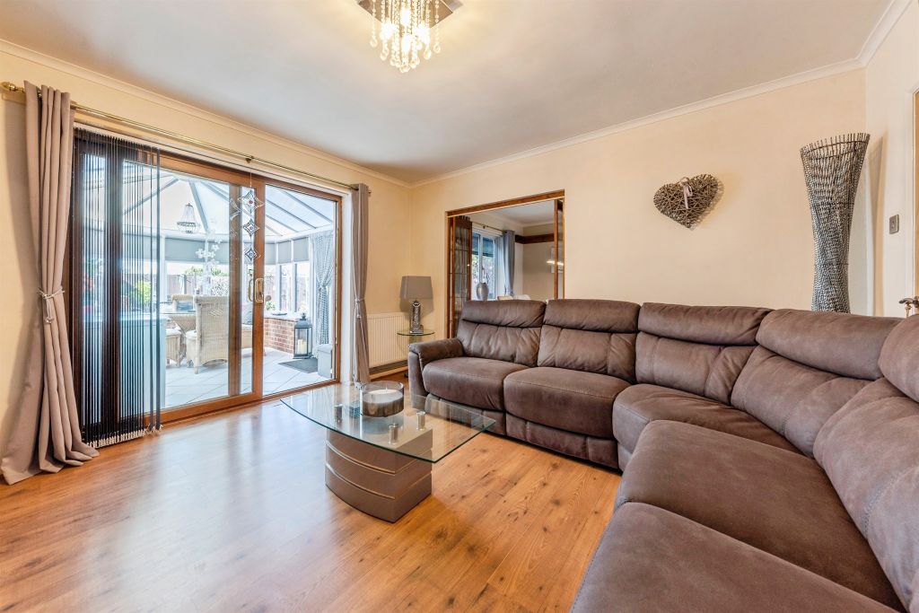 Property photo 3 of 18