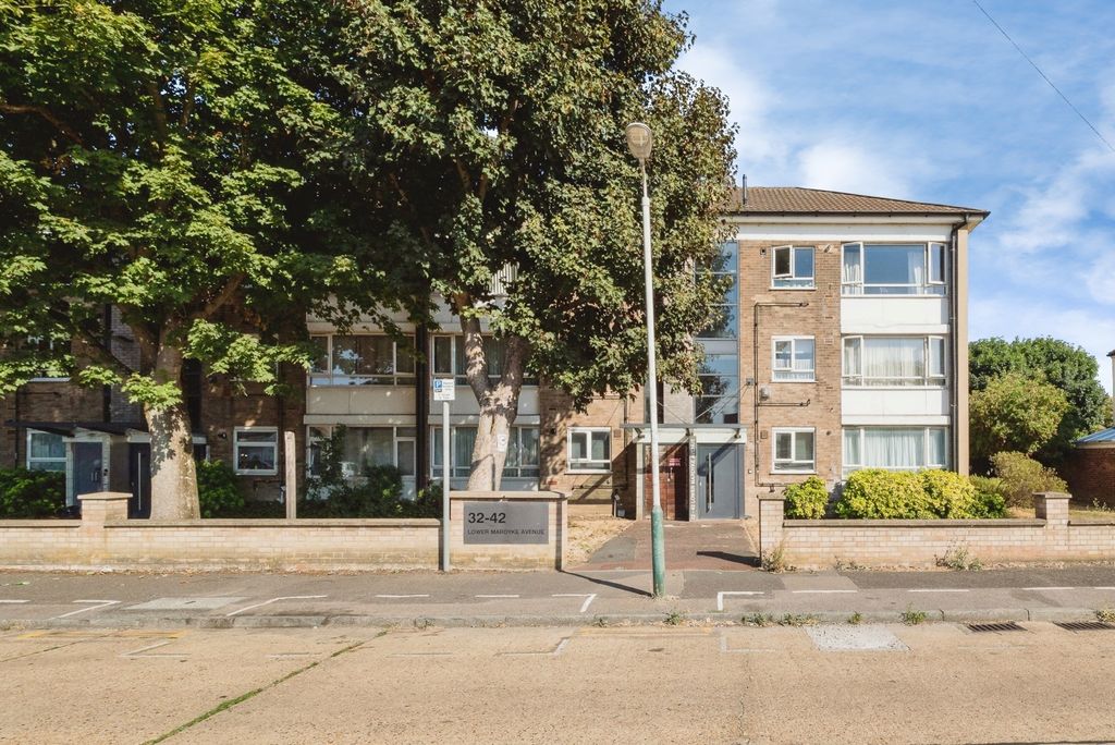 Property photo 1 of 11 Pbox-Img.Jpg