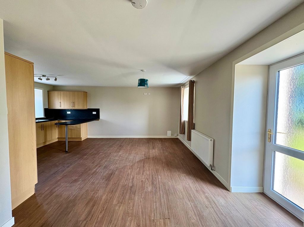 Property photo 2 of 16 Not Specified