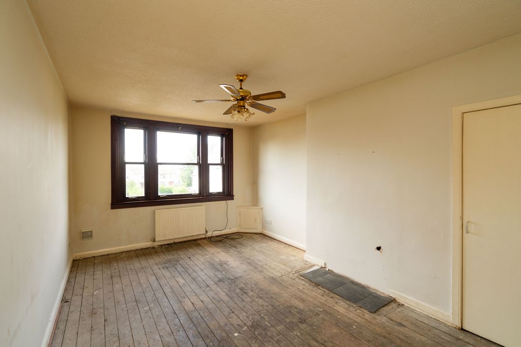 Property photo 2 of 19 Property Image 2