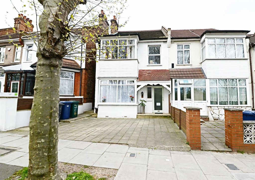 Property photo 1 of 6