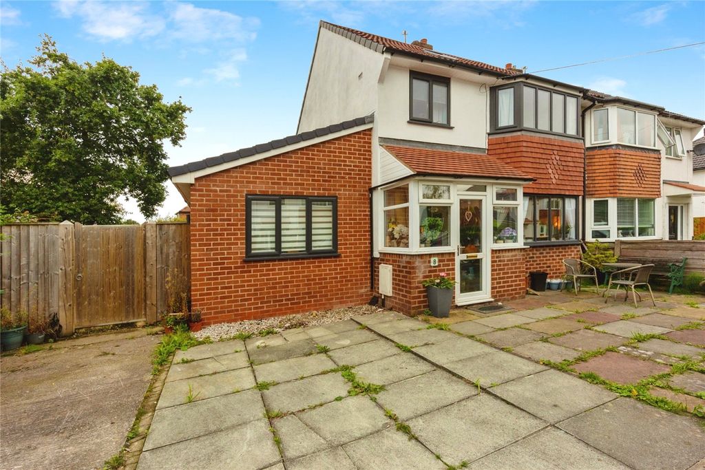 Property photo 1 of 17 Picture No. 11