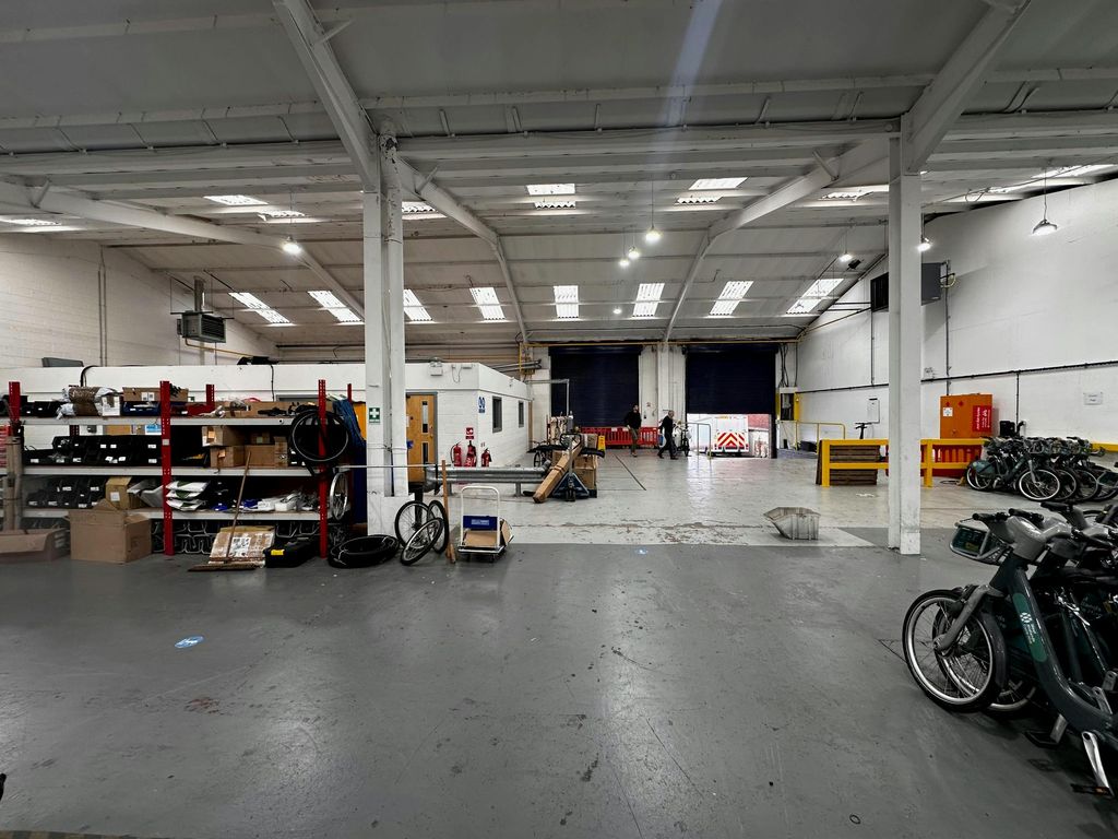 Property photo 3 of 8 P5.Jpeg