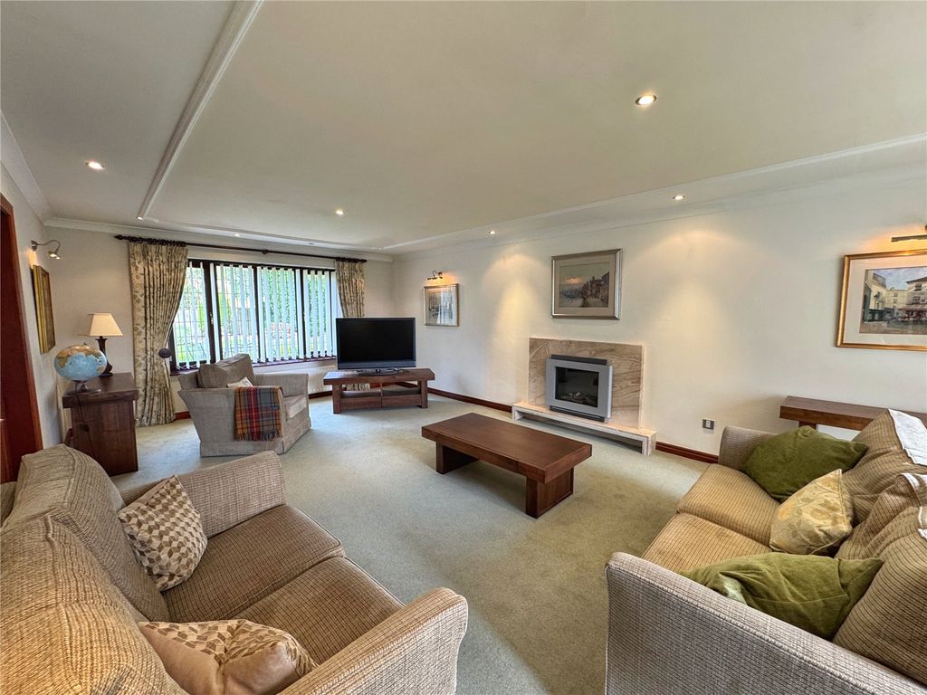 Property photo 3 of 31 Picture No. 69