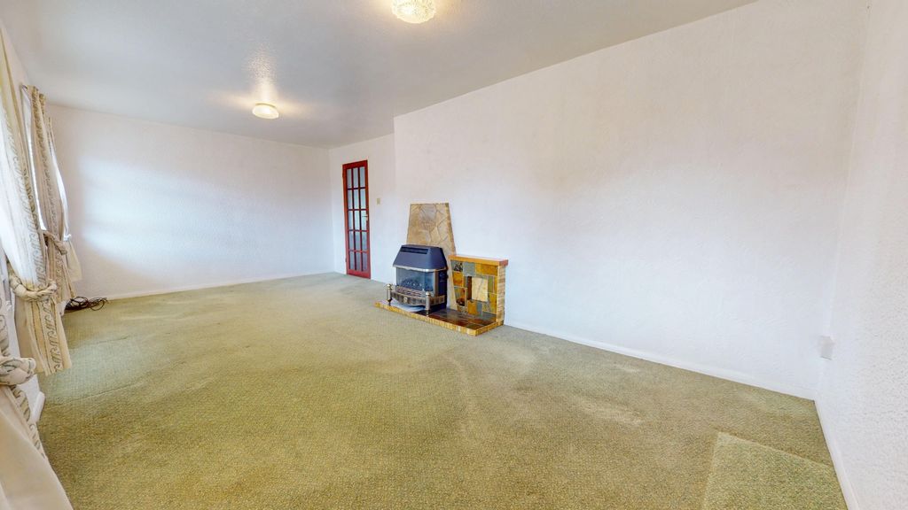 Property photo 3 of 22 4477652