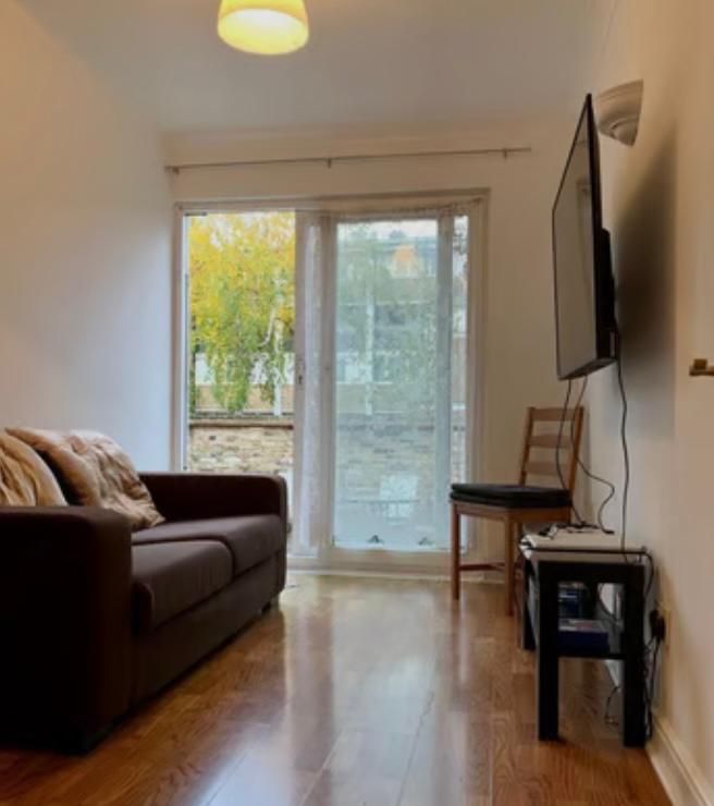 Property photo 2 of 11